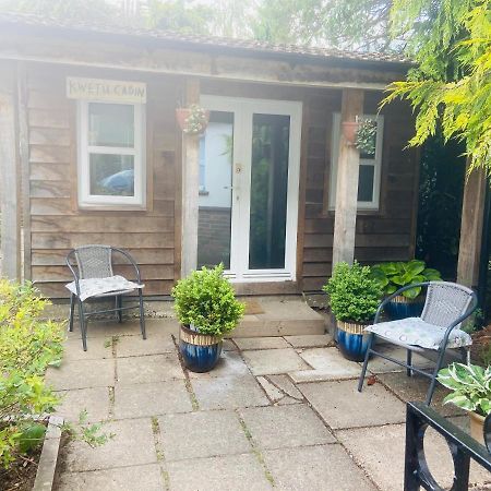 Kwetu Cabin Bordon エクステリア 写真